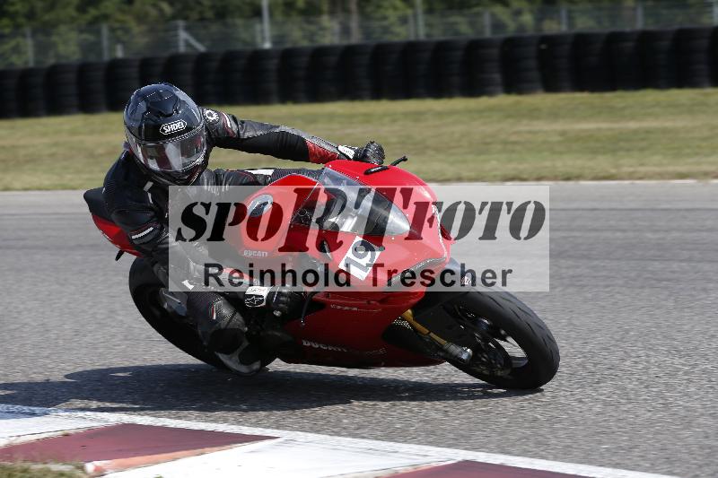 Archiv-2025/49 26.08.2025 Cornu Master School ADR/gruen-vert/19